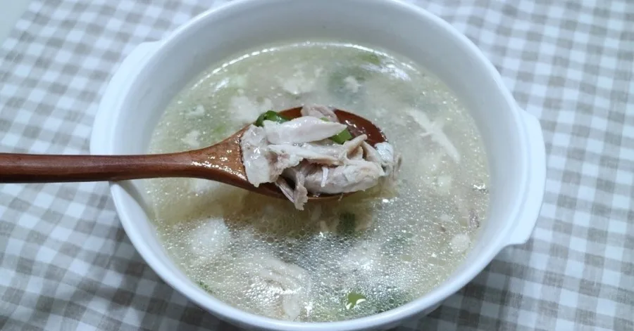 구수한 닭곰탕