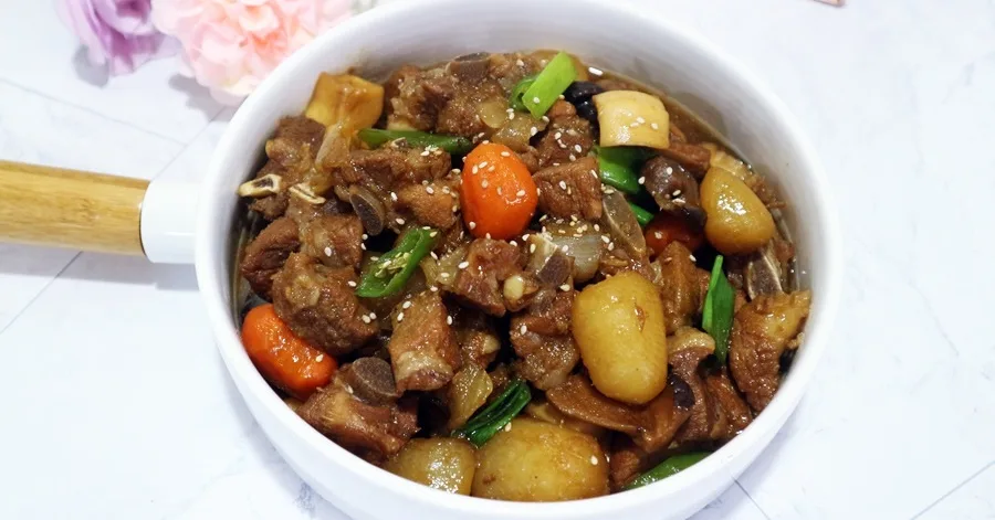 돼지갈비찜