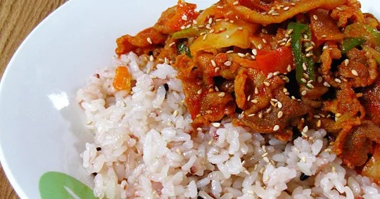 제육덮밥